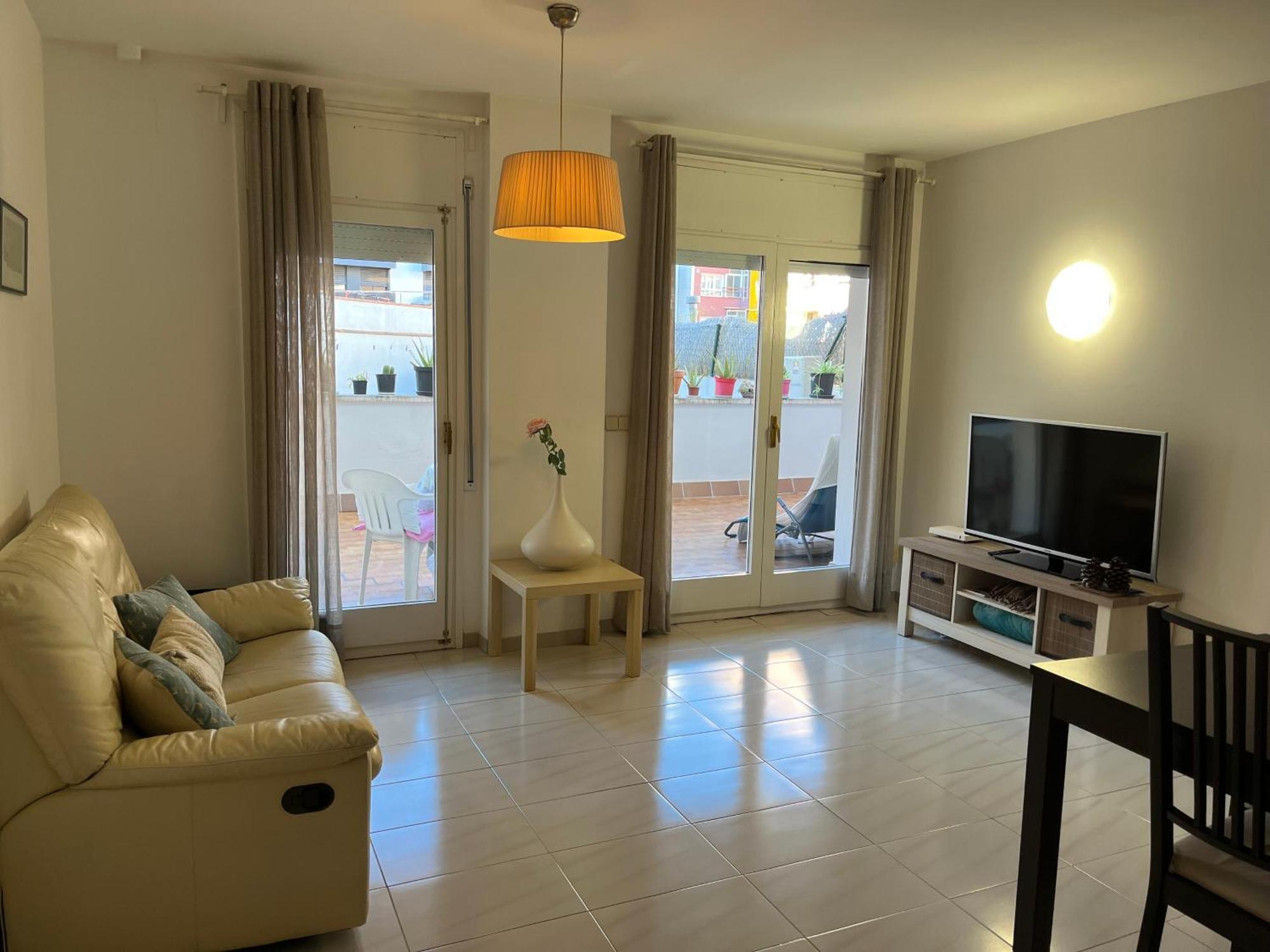 Comode Apartament Al Bell Mig De Gérone Extérieur photo